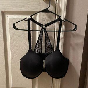 VS underwire front hook bra, lace racerback,  good condition 40DD PLUS FREE ITEM